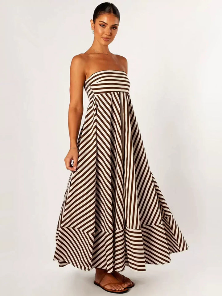 Candace - Elegant Flowy Strapless Maxi Dress
