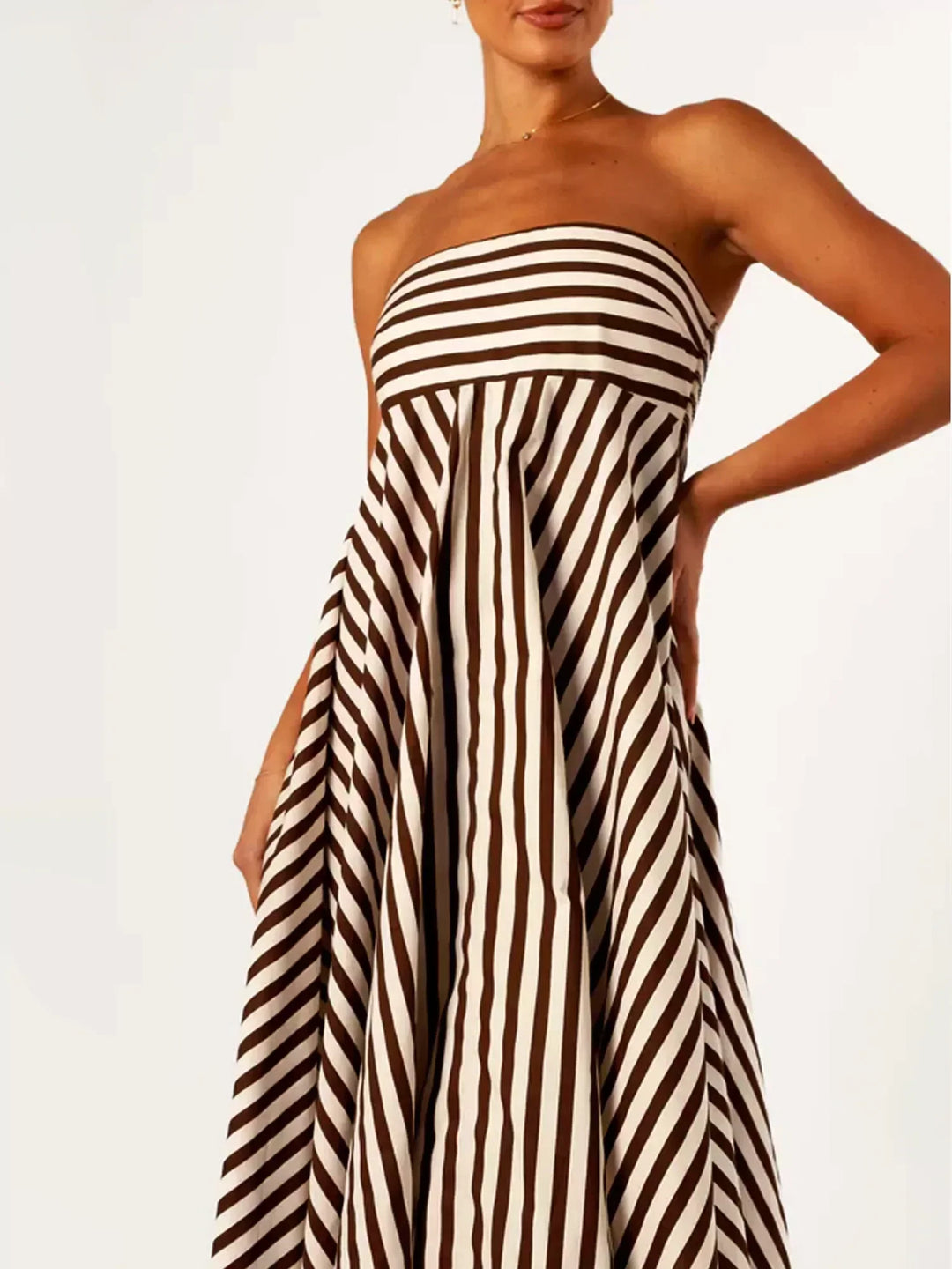 Candace - Elegant Flowy Strapless Maxi Dress