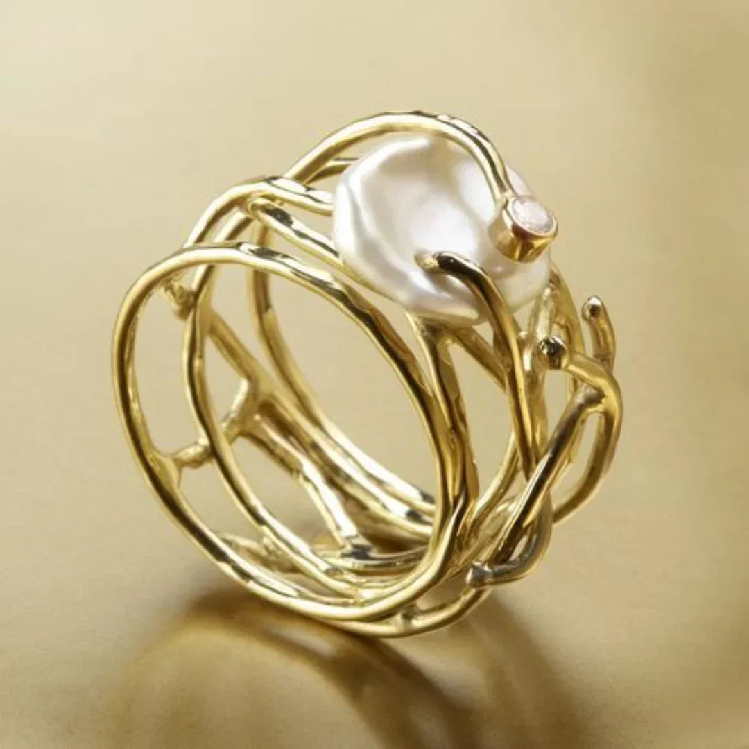 Jessica | Thin Gold and Pearl Ring