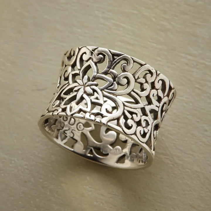 Joanna | Vintage Silver Hollow Ring