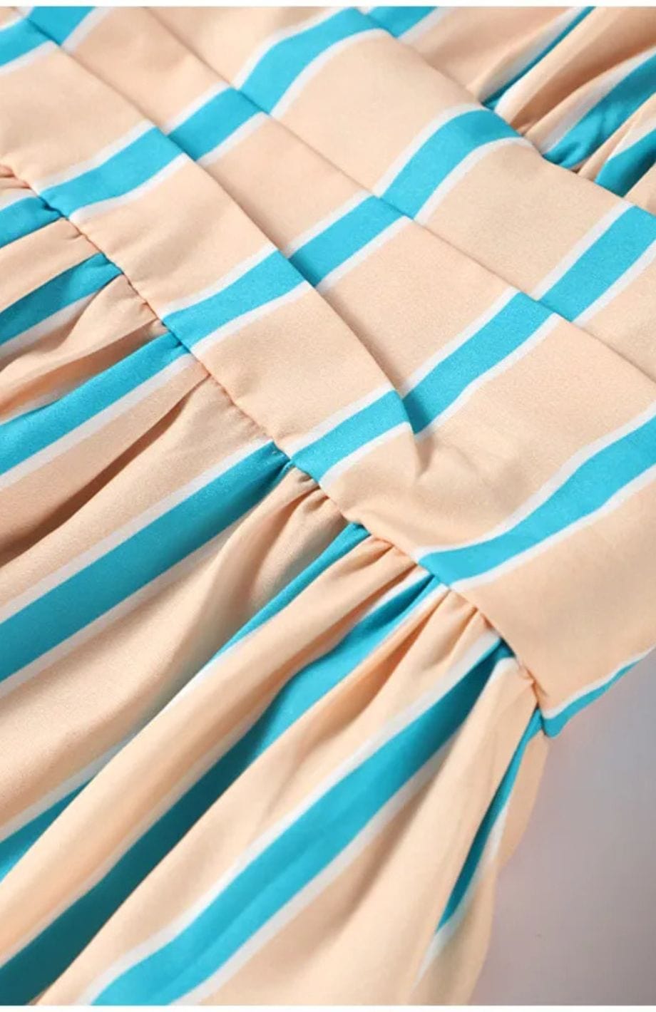Diana - Elegant Stripped Backless Maxi Dress