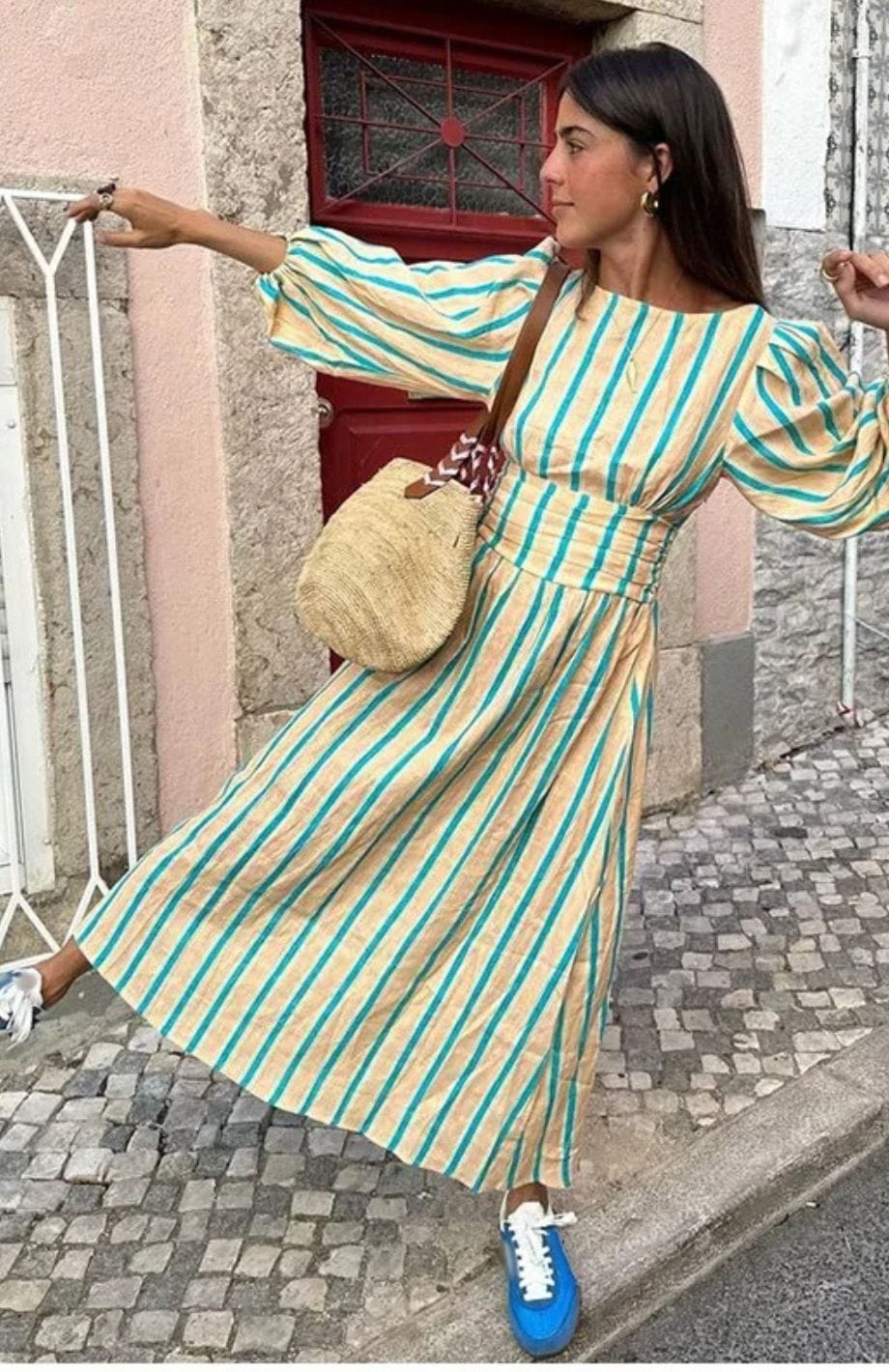Diana - Elegant Stripped Backless Maxi Dress